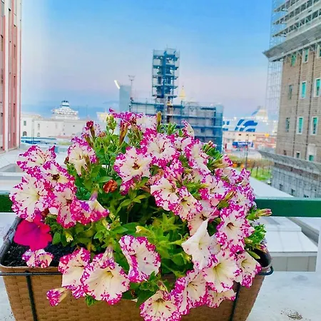 La Terrazza Sul Porto Apartment Naples Exterior photo
